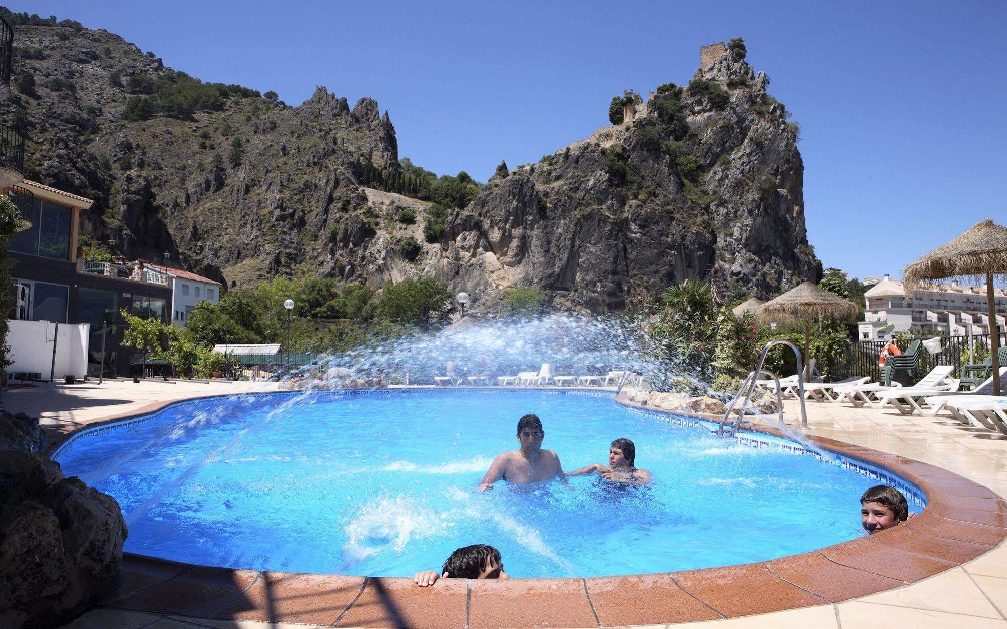 Apartamentos San Pedro La Iruela Extérieur photo